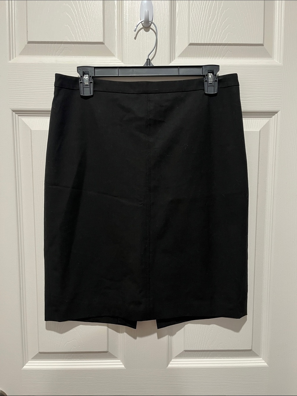 LOFT Tailored Black Pencil Skirt
